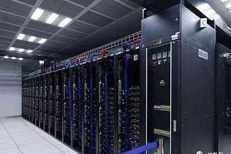 服務器驅動、用途與機房部署 計算機系統服務的核心